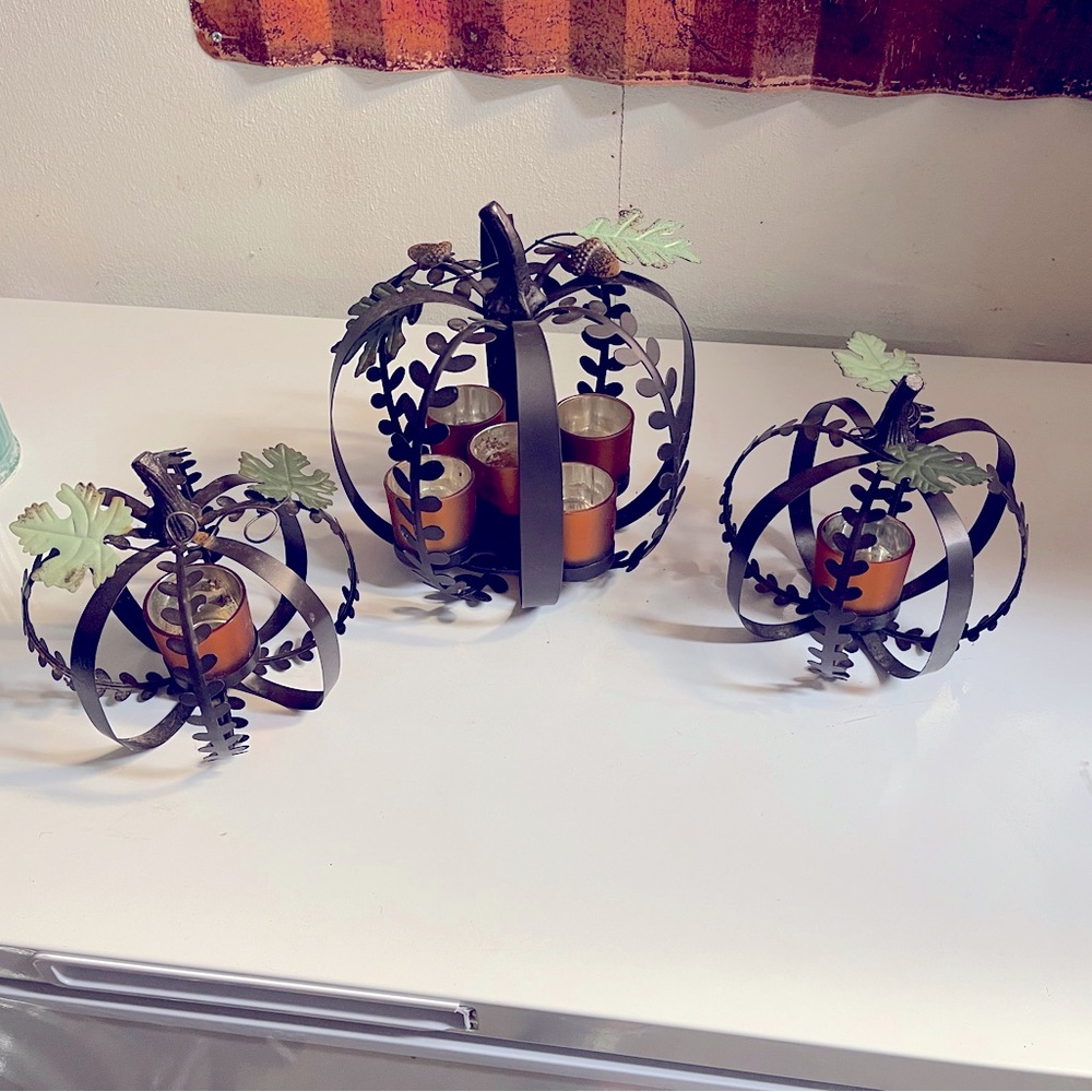 Set of 3 metal pumpkin candle holders brand new